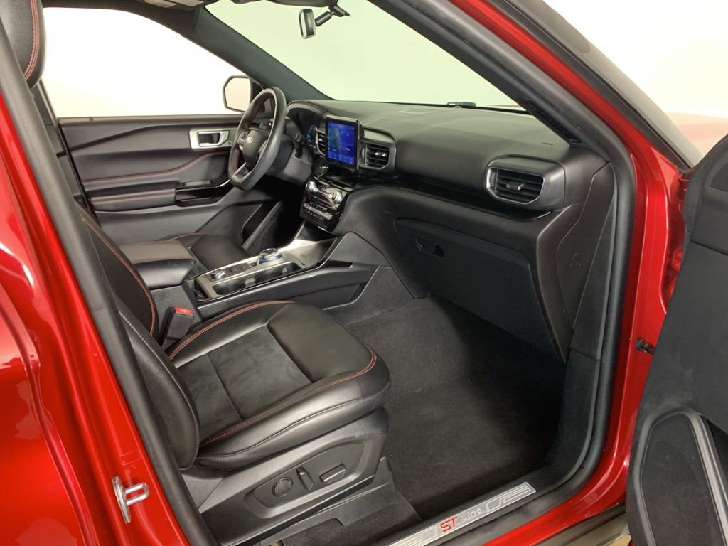 Used 2022 Ford Explorer ST-Line w/ Class IV Trailer Tow Package image 39