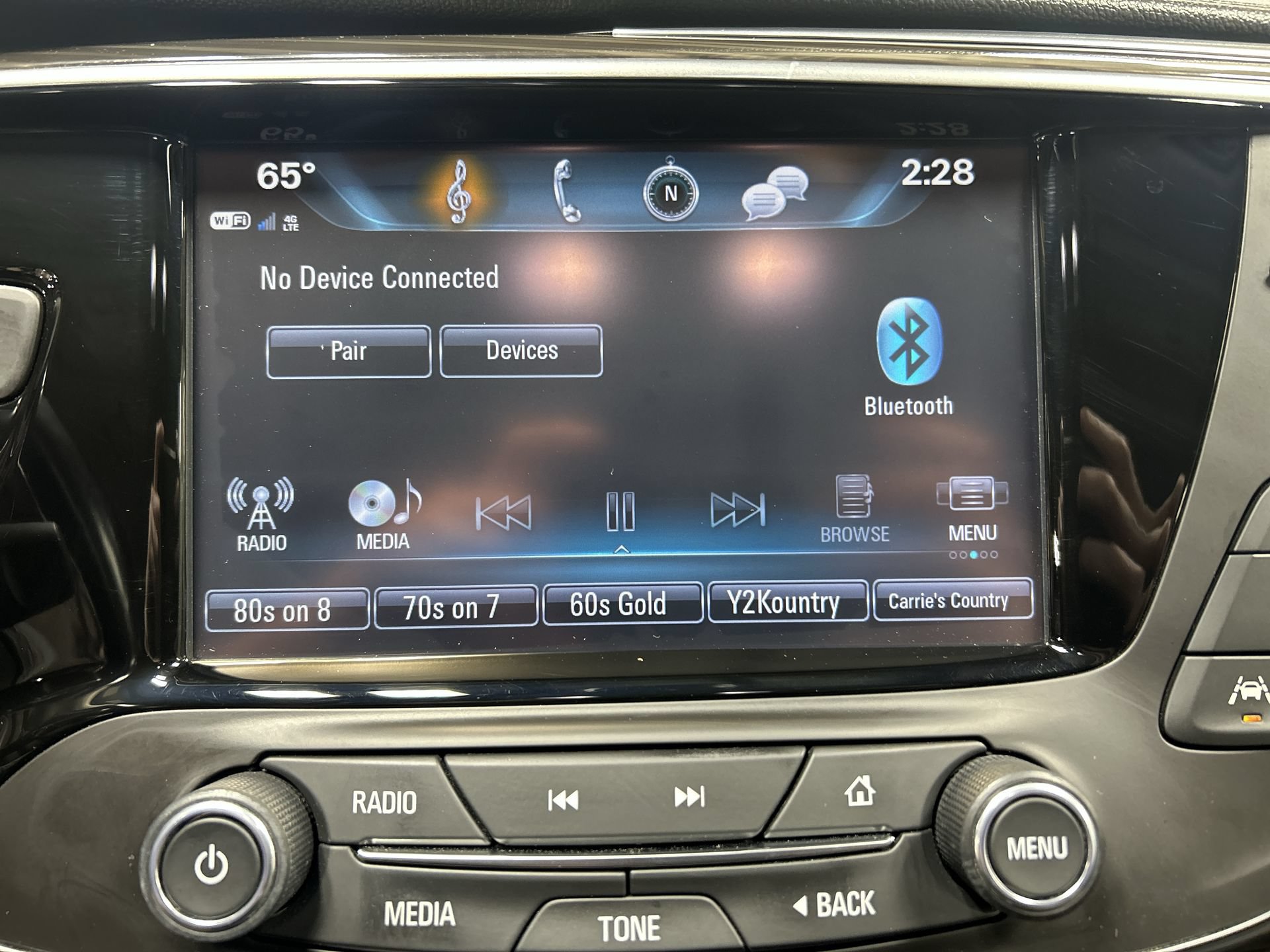 Used 2019 Buick Envision Premium w/ LPO, Active Package AWD/4WD image 14