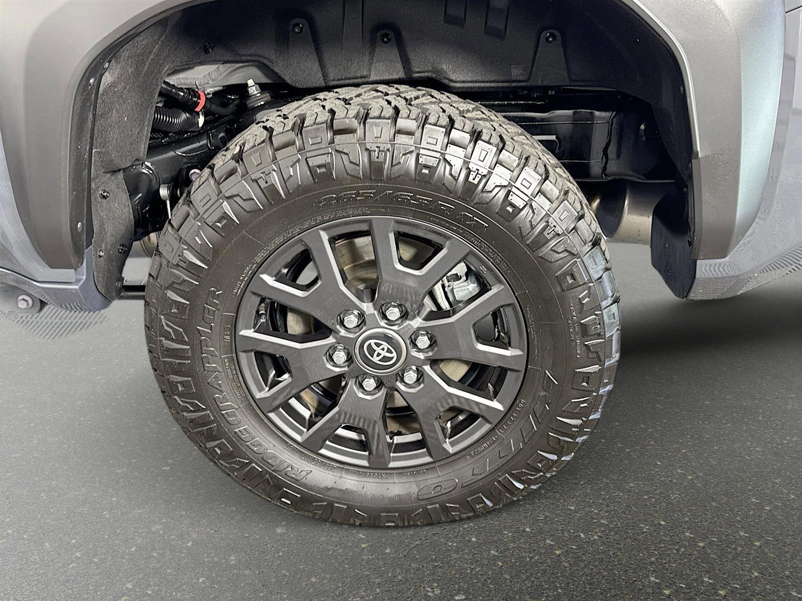 Used 2025 Toyota 4Runner SR5 image 30