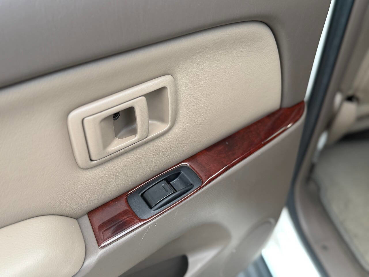 Used 2001 Toyota 4Runner SR5 image 43