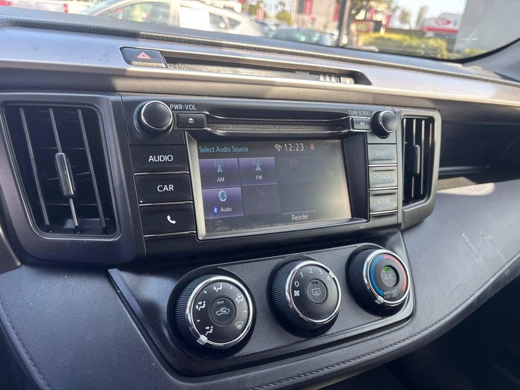 Used 2018 Toyota RAV4 LE w/ All Weather Liner Package FWD image 18