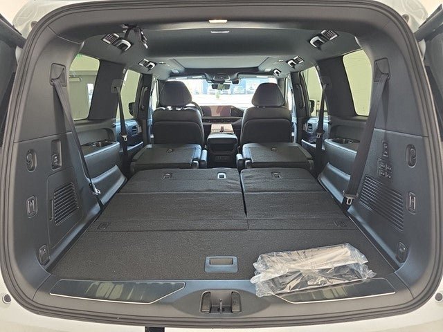 New 2026 INFINITI QX80 4WD w/ Sport Exterior Package image 70