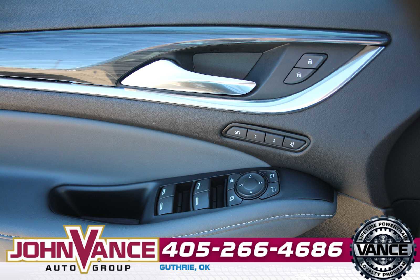 Used 2023 Buick Enclave Premium w/ Experience Buick Package image 32