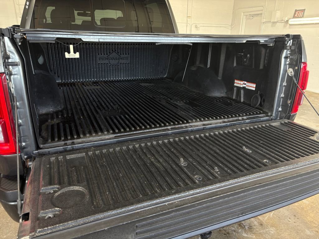 Used 2017 Ford F150 Lariat w/ Equipment Group 501A Mid image 27