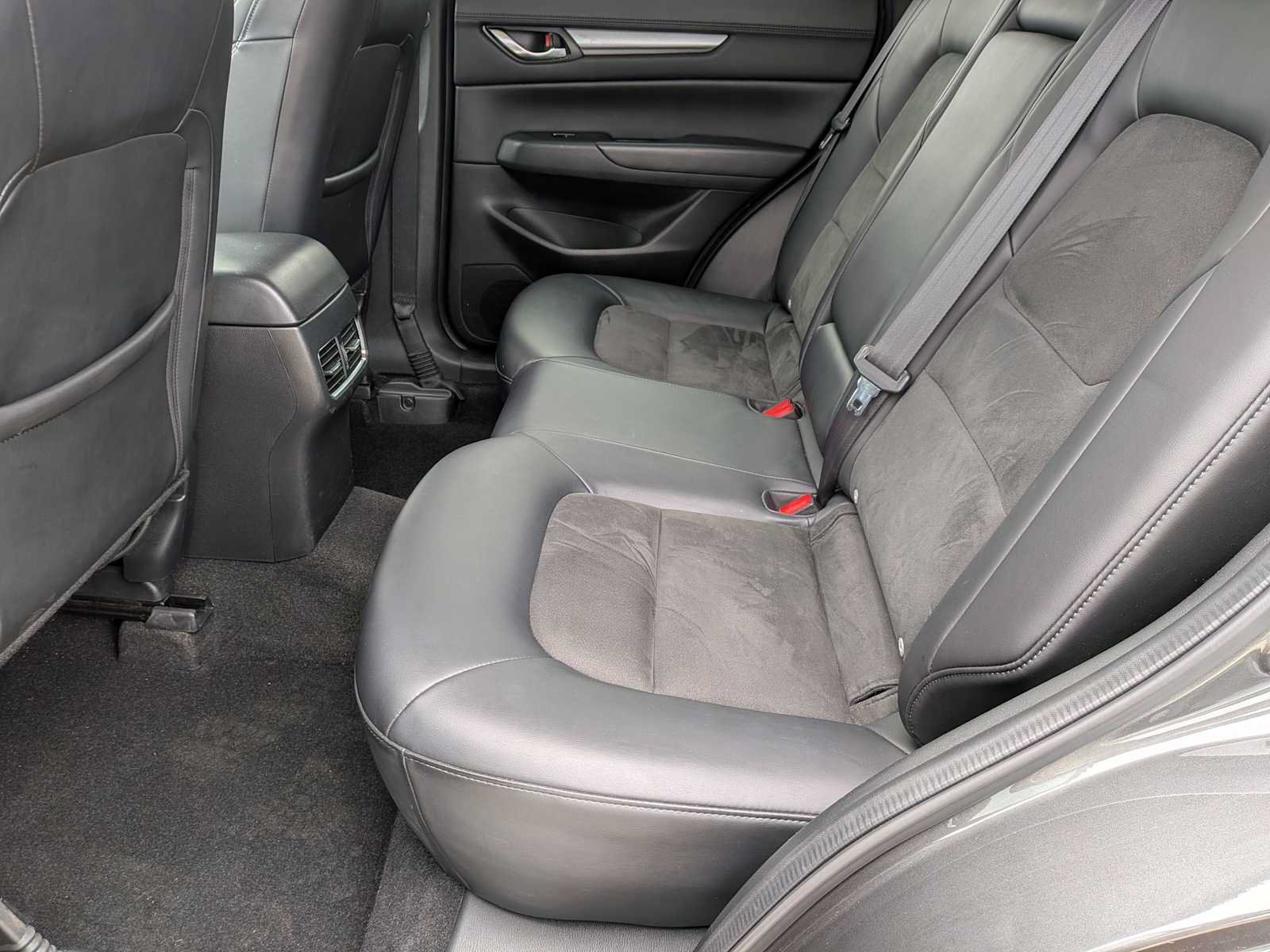 Used 2018 MAZDA CX-5 Touring w/ Preferred Equipment Package AWD/4WD image 19