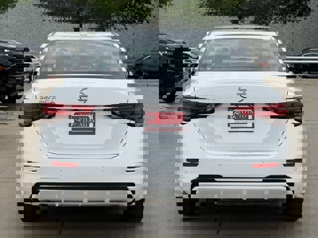 Used 2025 Nissan Sentra SV image 5