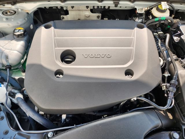 New 2026 Volvo XC40 B5 Plus w/ Protection Package Premier AWD/4WD image 19