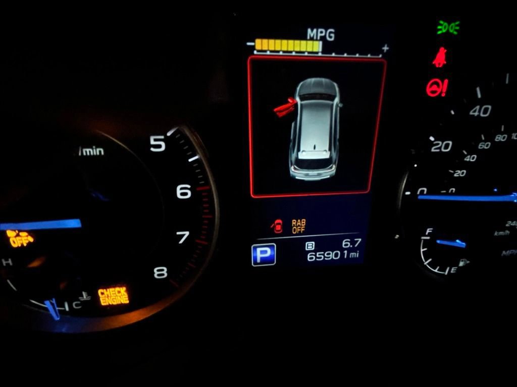 Used 2021 Subaru Ascent Limited w/ Technology Package AWD/4WD image 5