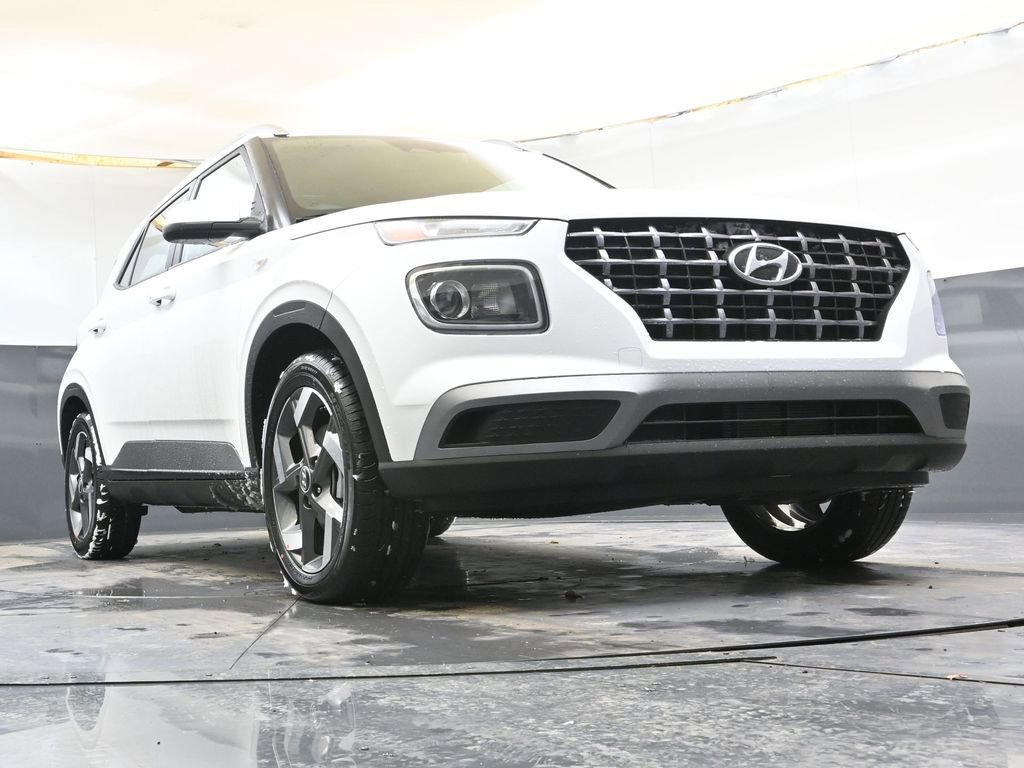 New 2026 Hyundai Venue SEL FWD image 45