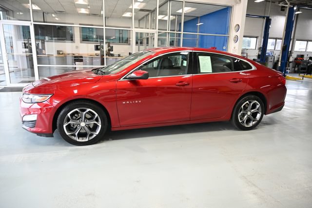 Used 2024 Chevrolet Malibu LT w/ LPO, Floor Liner Package FWD image 7