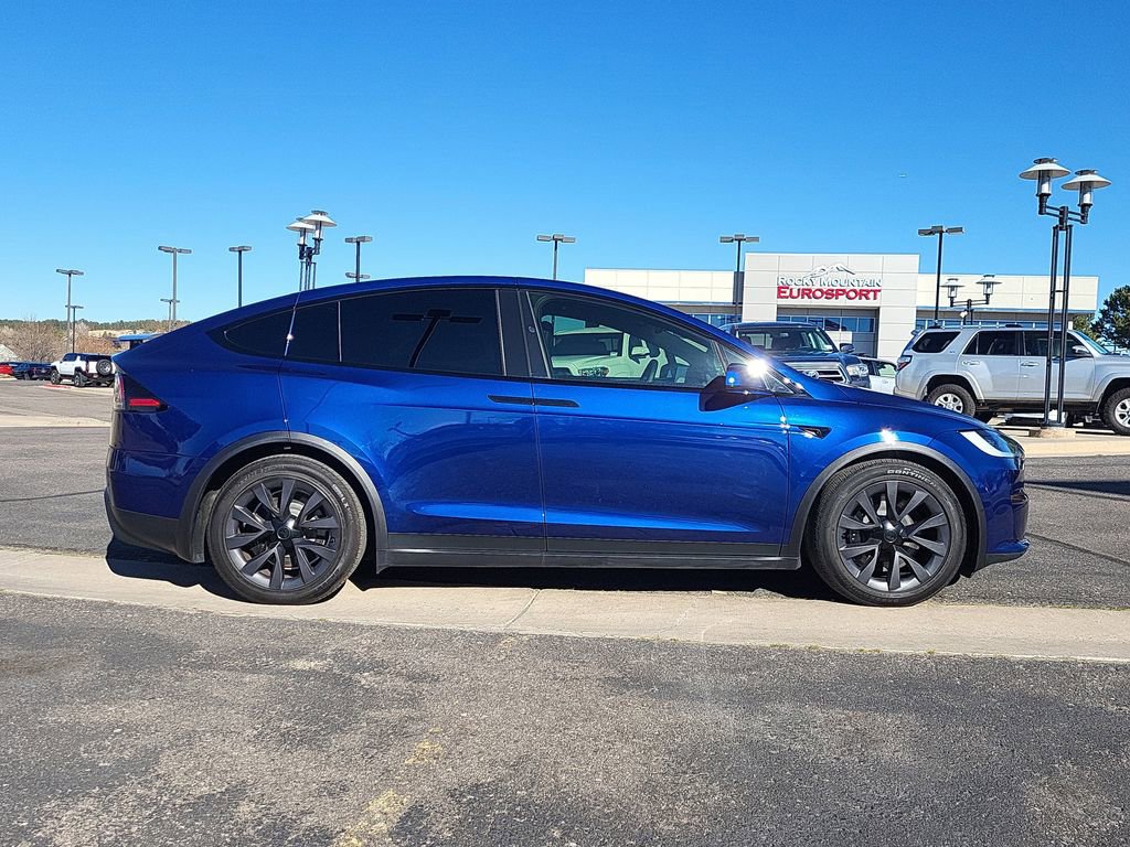 Used 2024 Tesla Model X image 3
