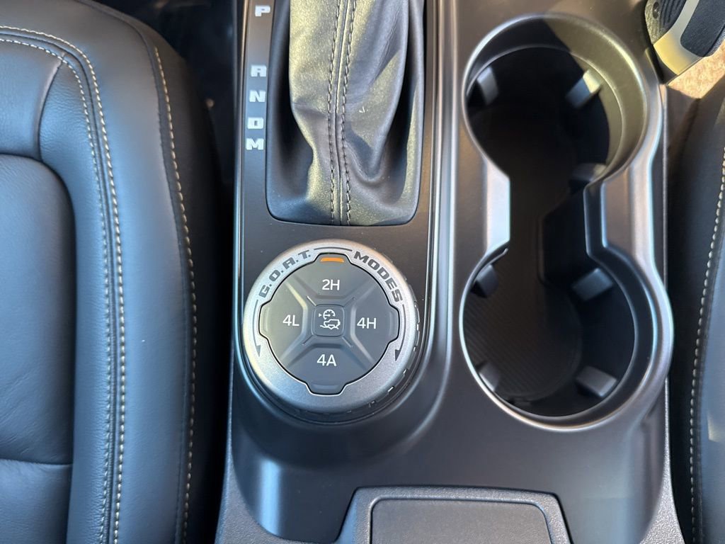 New 2025 Ford Bronco Badlands image 25