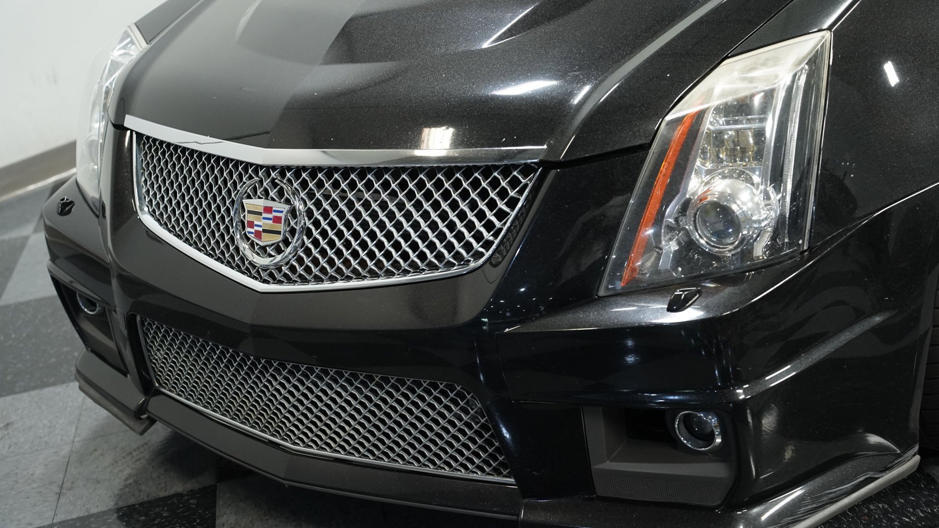 Used 2013 Cadillac CTS V w/ Wood Trim Package image 17
