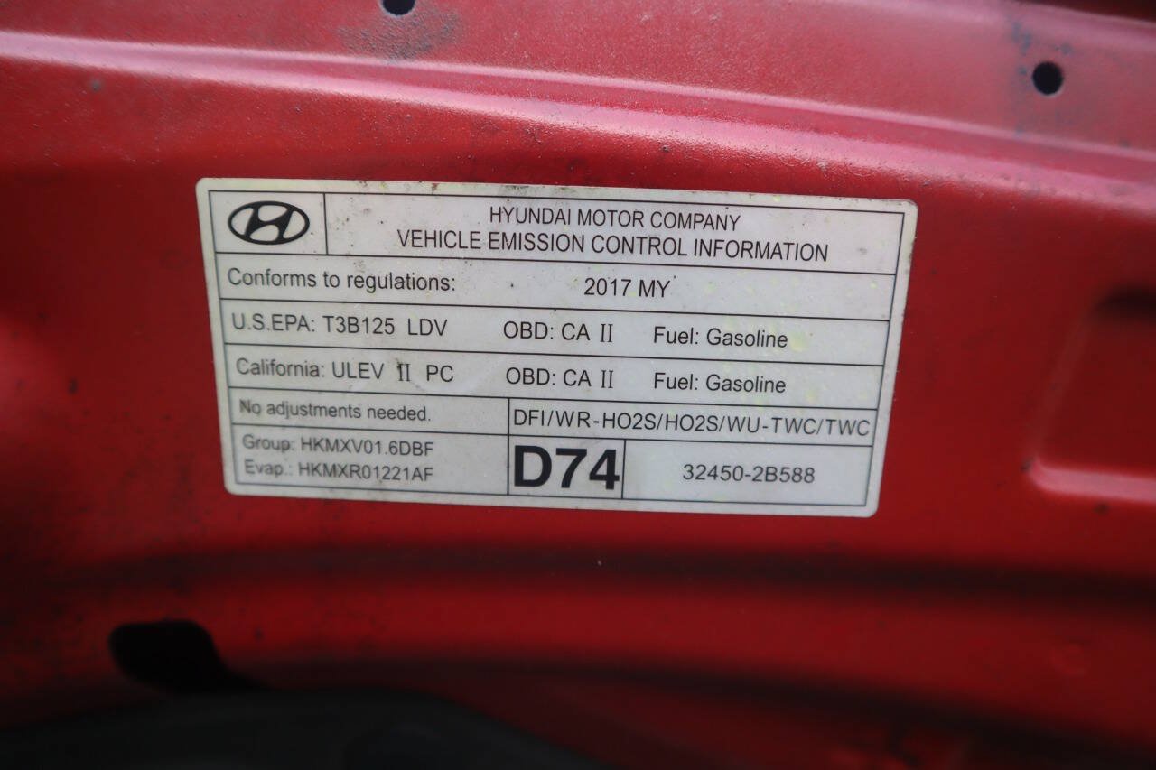 Used 2017 Hyundai Accent SE FWD image 35