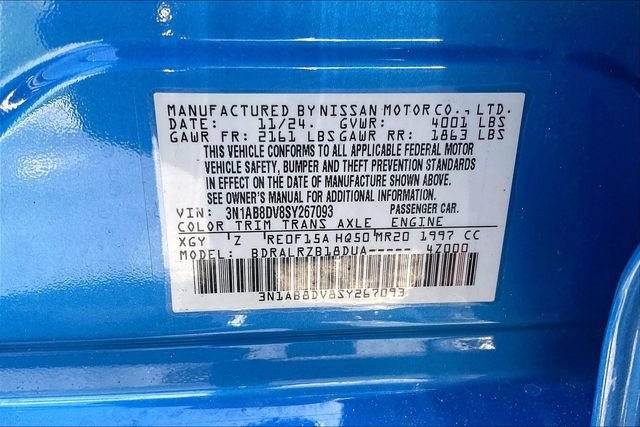 Certified 2025 Nissan Sentra SR FWD image 33