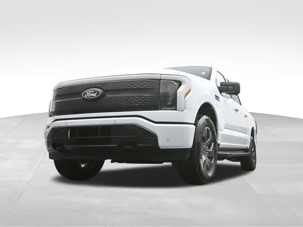 New 2025 Ford F150 Lightning Flash image 32