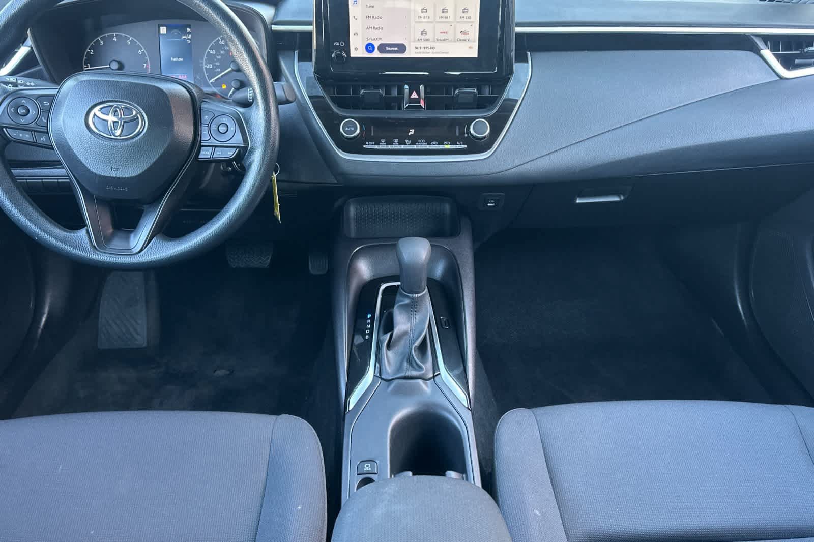 Used 2025 Toyota Corolla LE FWD image 4