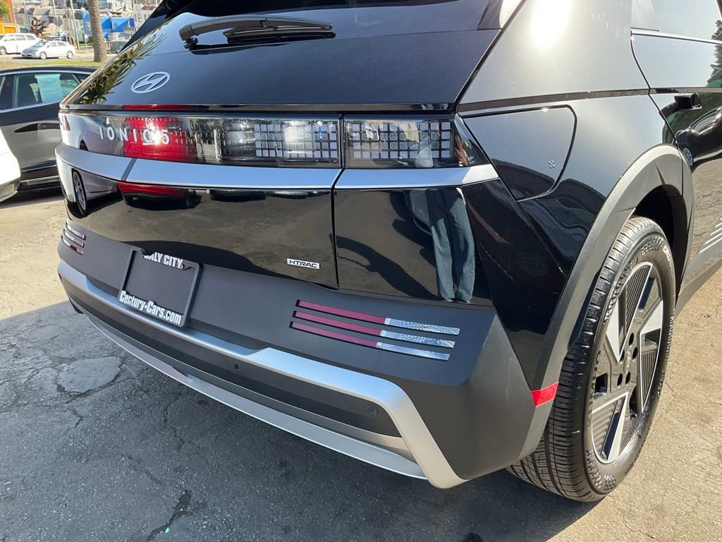 Used 2025 Hyundai Ioniq 5 SEL image 78