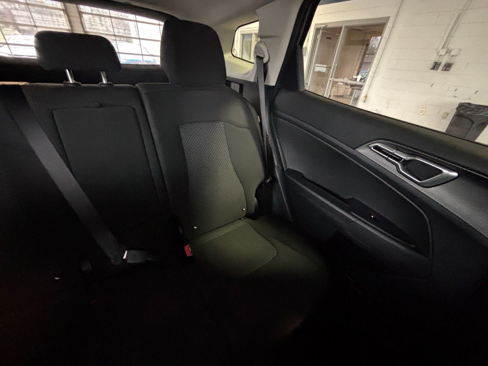 Used 2025 Kia Sportage LX image 41