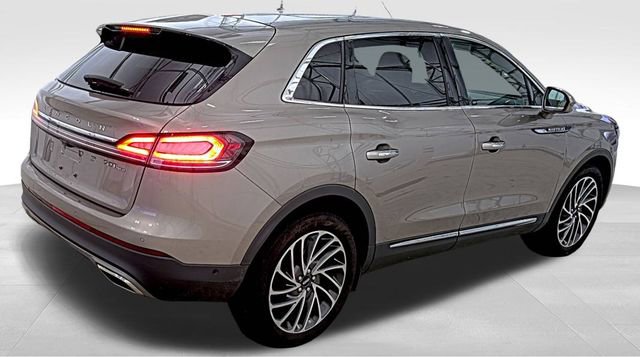 Used 2019 Lincoln Nautilus Reserve image 3