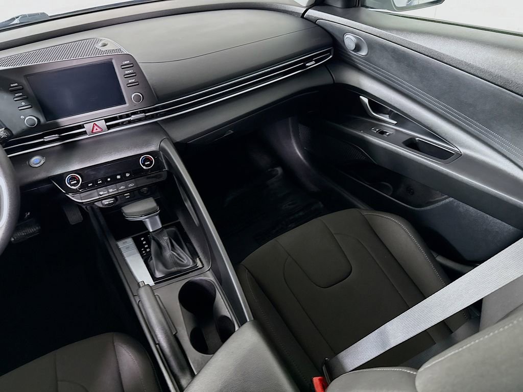 Certified 2021 Hyundai Elantra SEL image 25