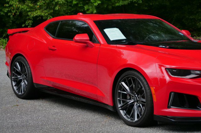 Used 2022 Chevrolet Camaro ZL1 RWD image 47