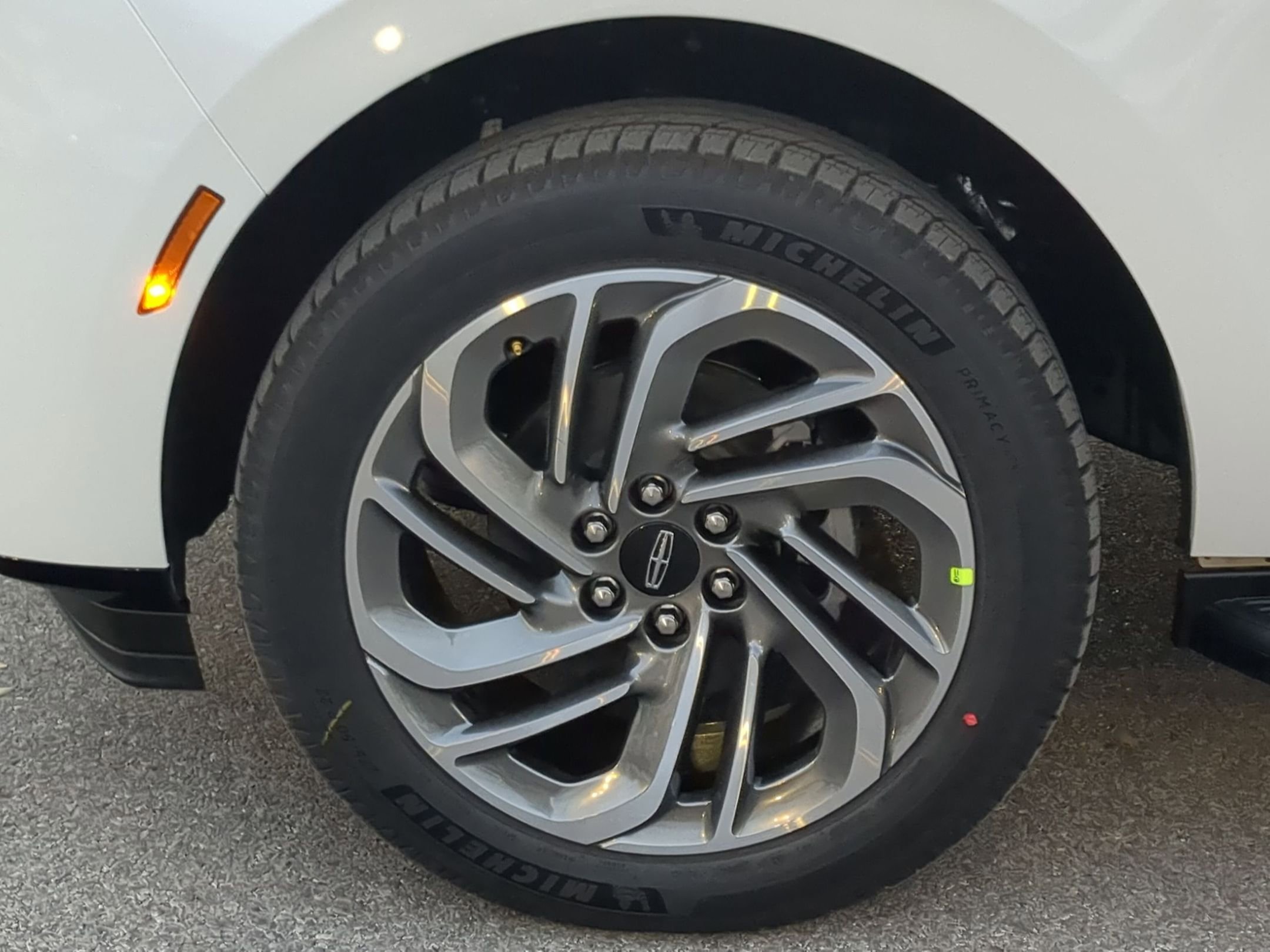 New 2026 Lincoln Navigator L Premier image 9