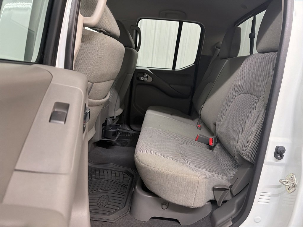 Used 2019 Nissan Frontier SV image 22
