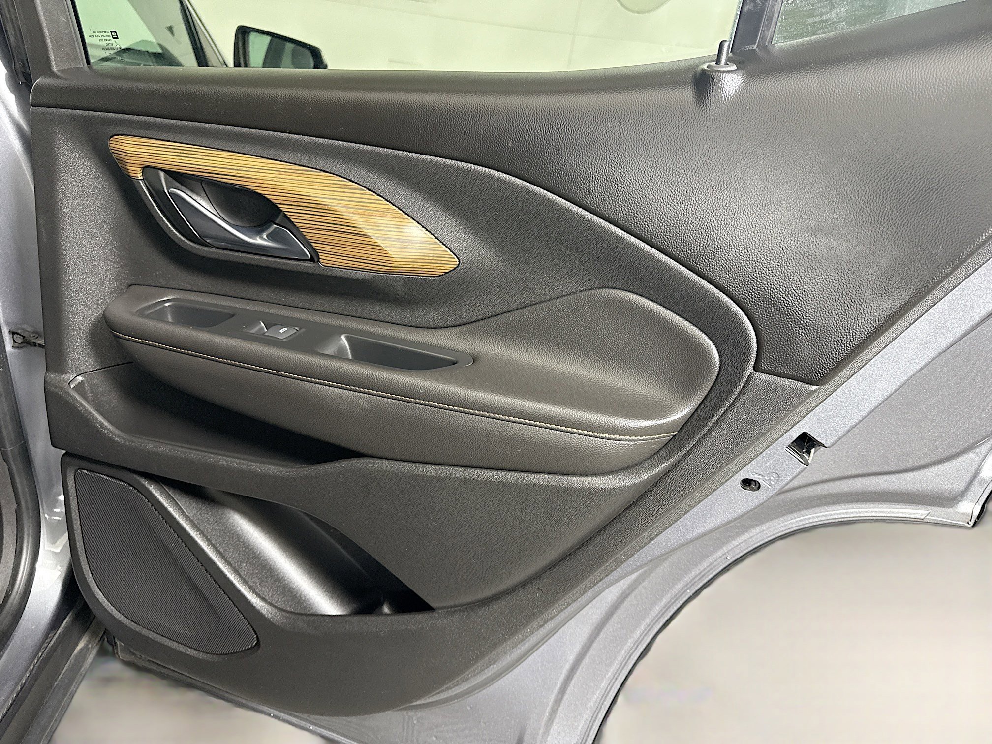 Used 2021 GMC Terrain SLE w/ Driver Convenience Package image 28