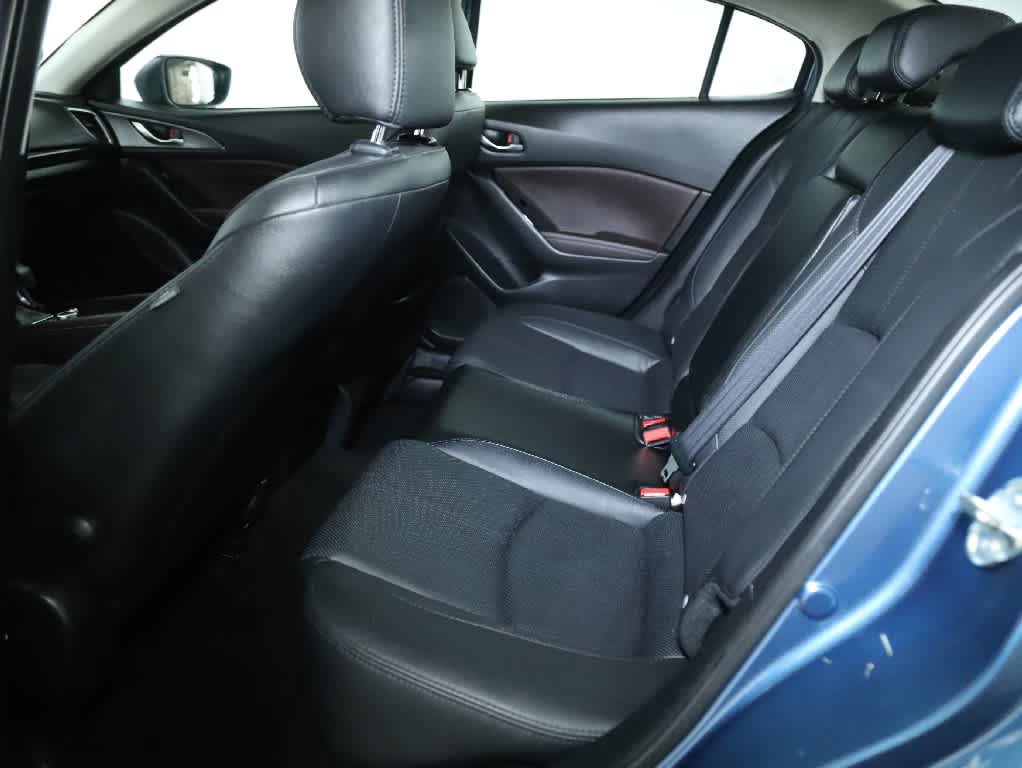 Used 2018 MAZDA MAZDA3 Grand Touring FWD image 14