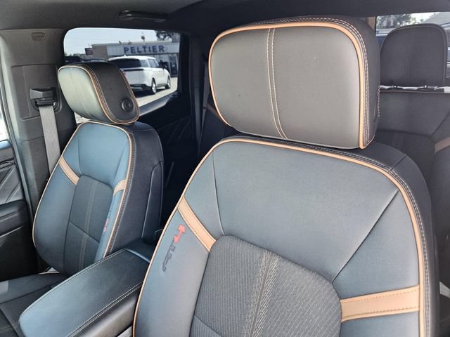 Used 2024 GMC Canyon AT4 w/ Technology Package AWD/4WD image 19