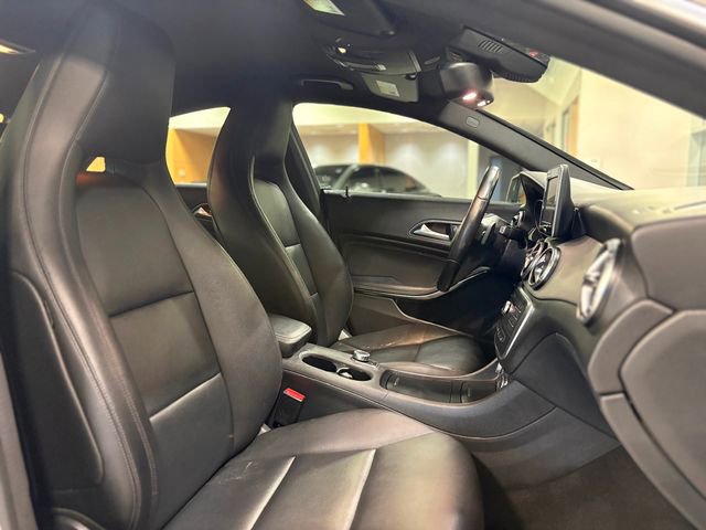 Used 2015 Mercedes-Benz CLA 250 4MATIC image 22