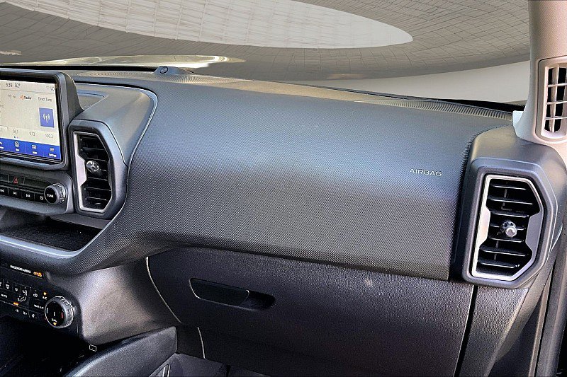 Used 2023 Ford Bronco Sport Outer Banks w/ Tech Package image 16