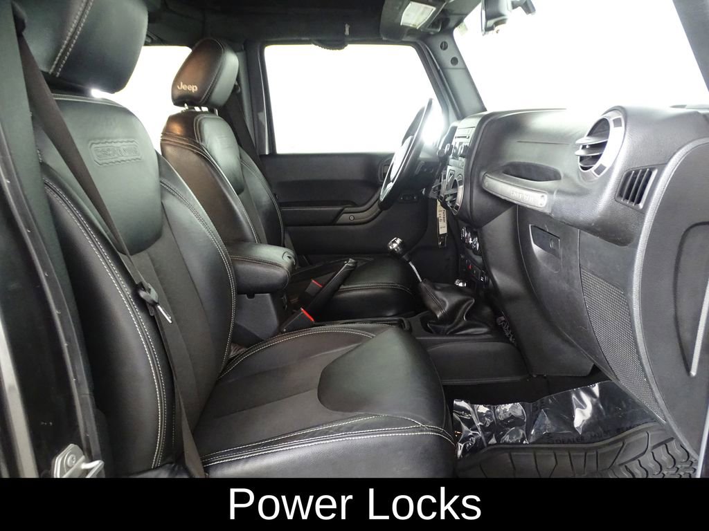 Used 2017 Jeep Wrangler Unlimited Sport image 13
