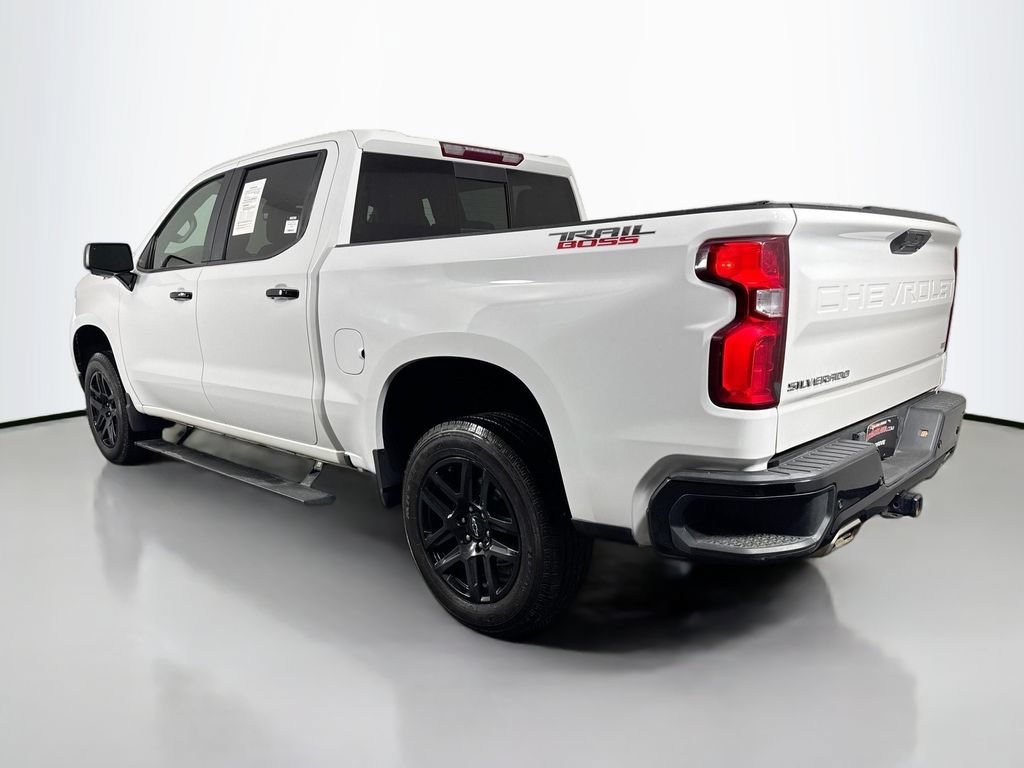 Used 2022 Chevrolet Silverado 1500 LT Trail Boss w/ LT Trail Boss Premium Package AWD/4WD image 7