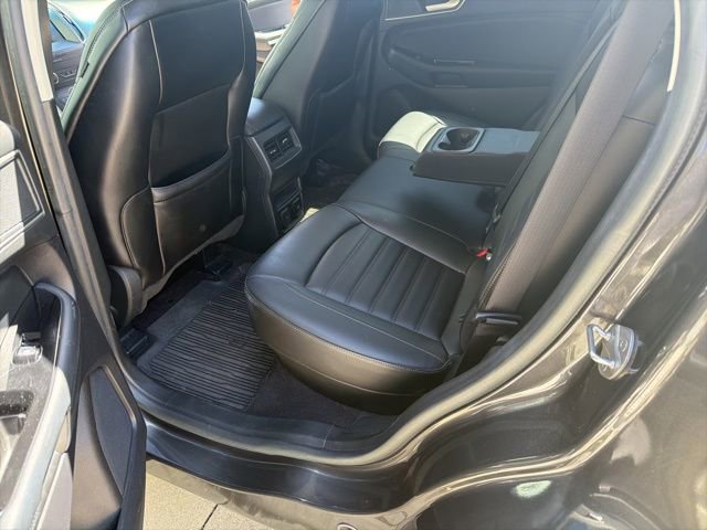 Certified 2020 Ford Edge SEL w/ Convenience Package image 4