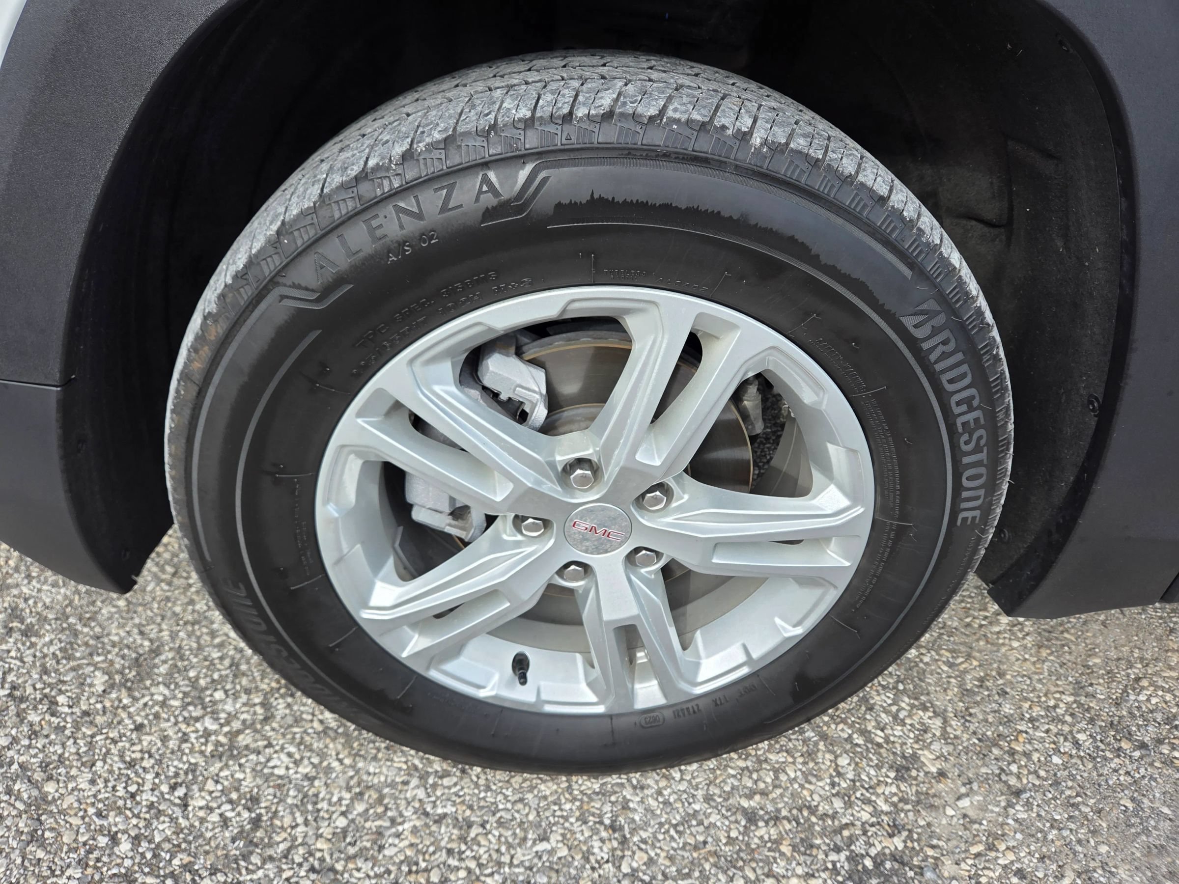 Used 2023 GMC Terrain SLE w/ Driver Convenience Package AWD/4WD image 8