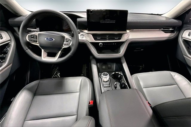New 2026 Ford Explorer Active w/ Active Comfort Package image 6