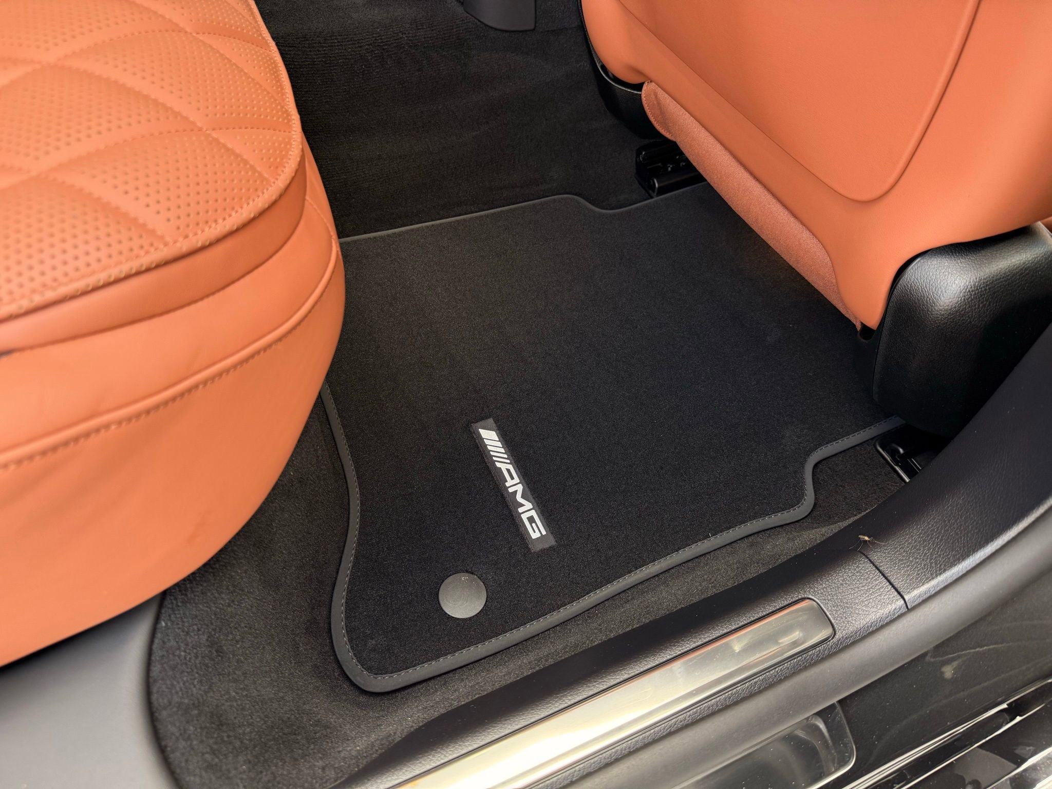 Used 2022 Mercedes-Benz S 580 4MATIC Sedan w/ AMG Line Package image 33