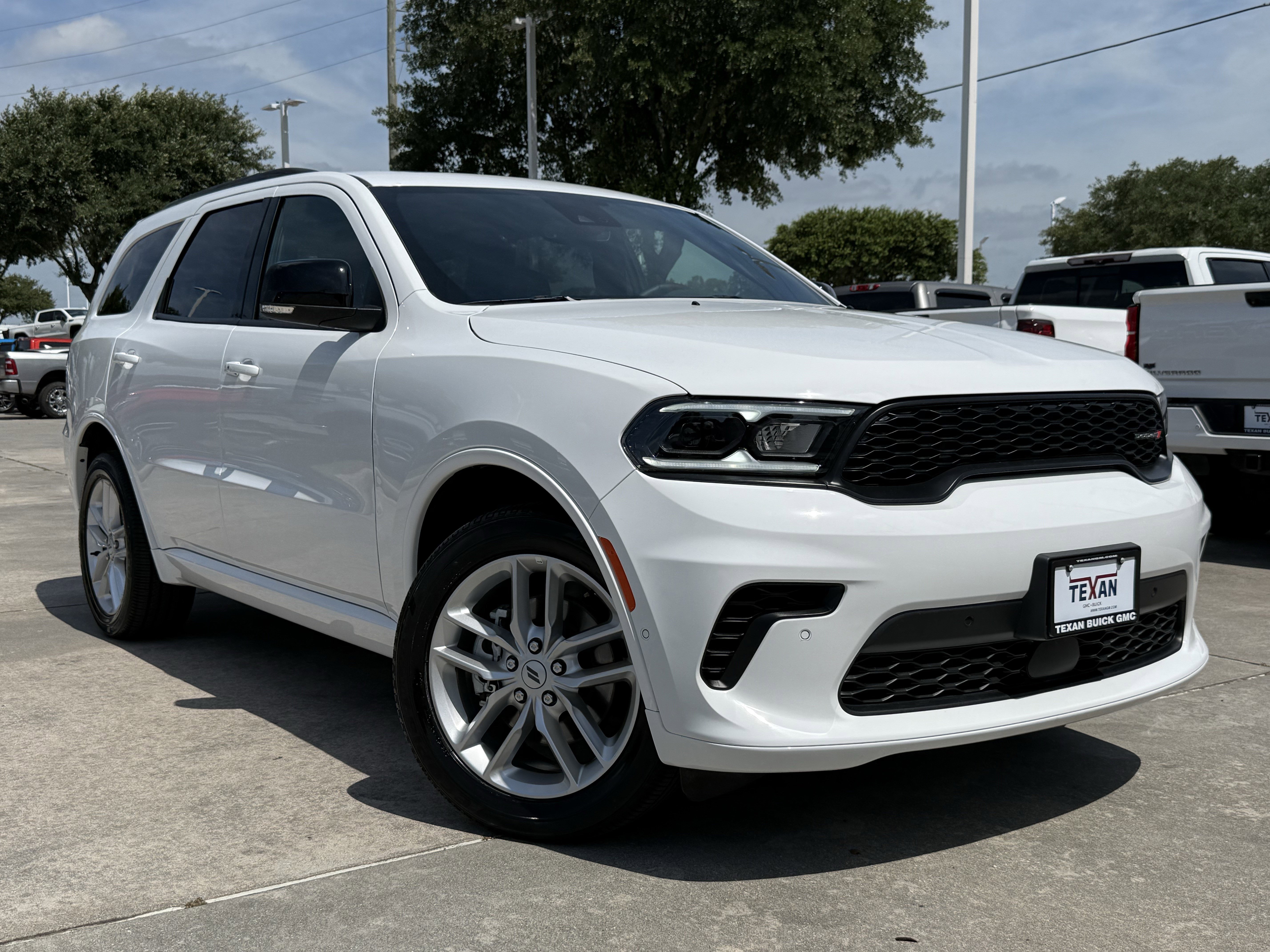 Used 2026 Dodge Durango GT AWD/4WD image 2