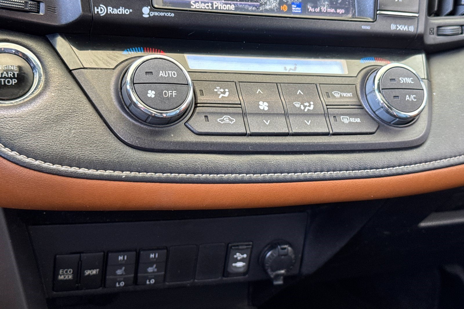 Used 2016 Toyota RAV4 SE AWD/4WD image 18