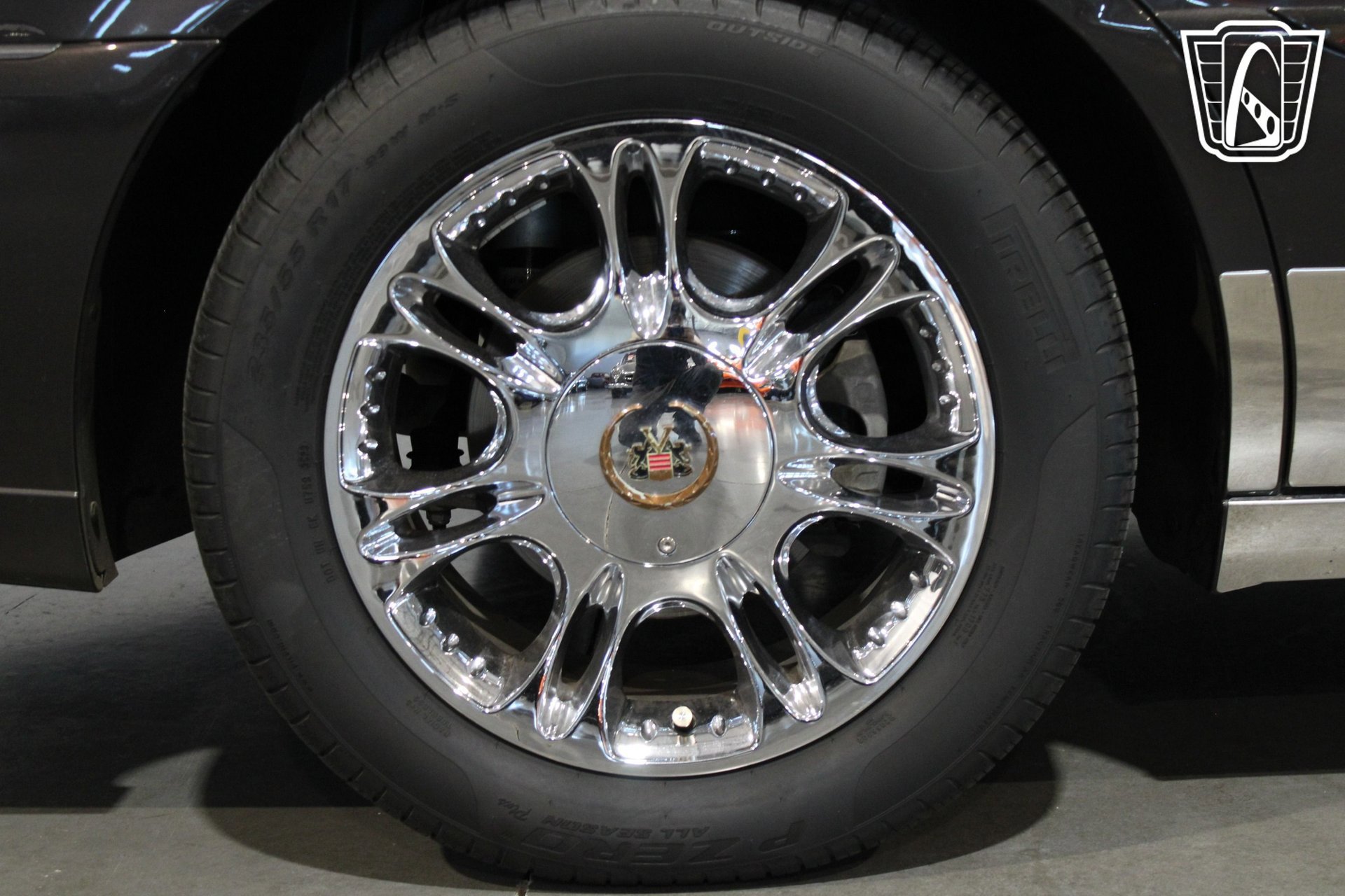 Used 2008 Cadillac DTS Performance w/ Platinum Edition image 31