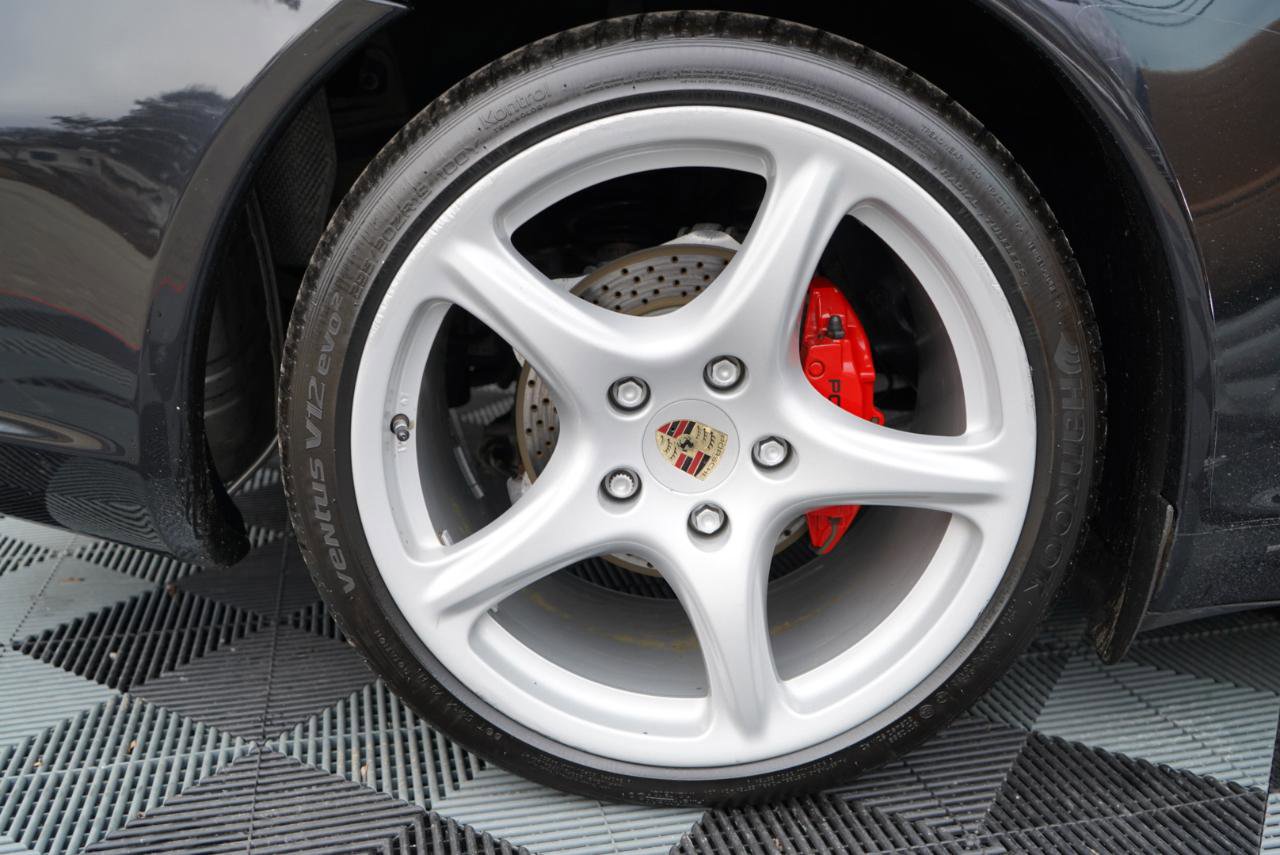 Used 2005 Porsche 911 Carrera image 82
