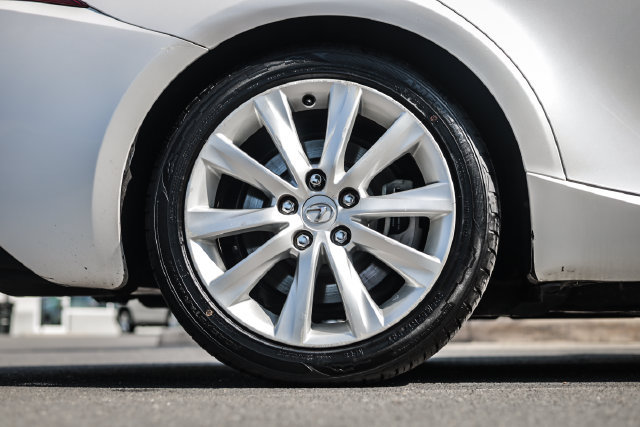 Used 2016 Lexus IS 200t RWD image 13