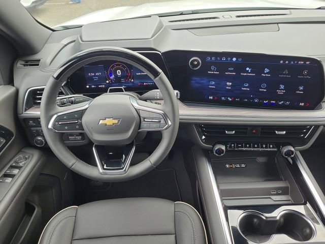 New 2025 Chevrolet Suburban Premier image 13