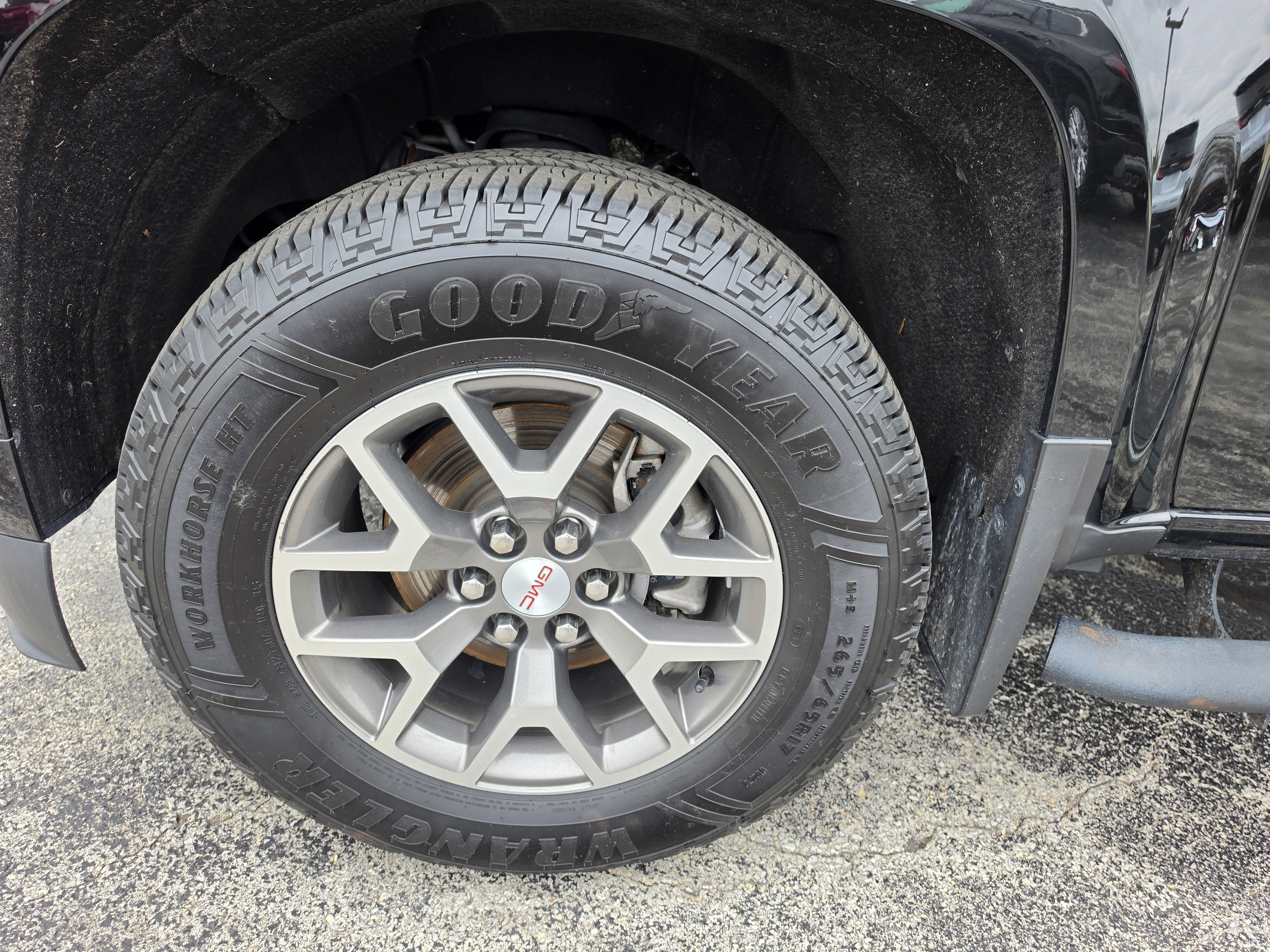 Used 2021 GMC Canyon AT4 w/ Driver Alert Package AWD/4WD image 12