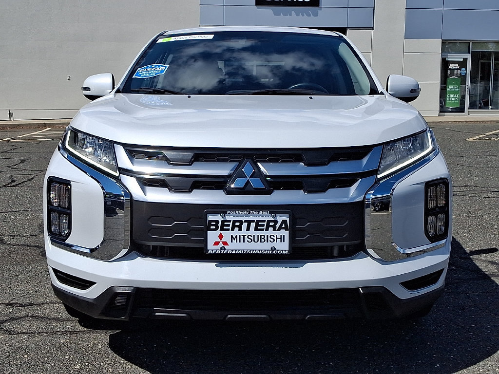 Used 2024 Mitsubishi Outlander Sport ES AWD/4WD image 2