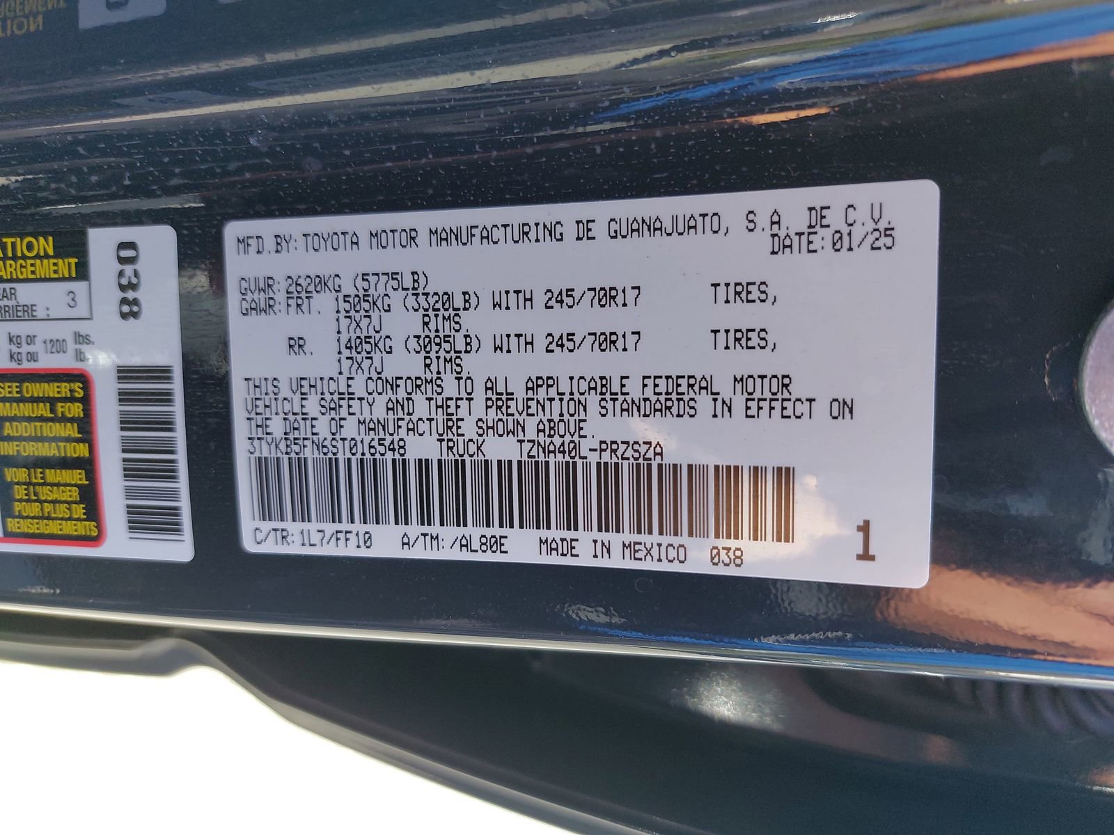 Used 2025 Toyota Tacoma SR5 image 37