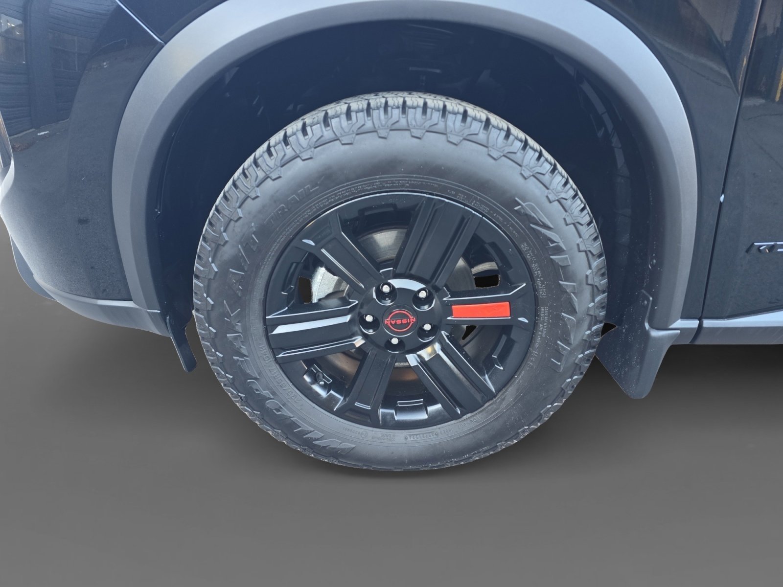 Certified 2025 Nissan Rogue SV image 9