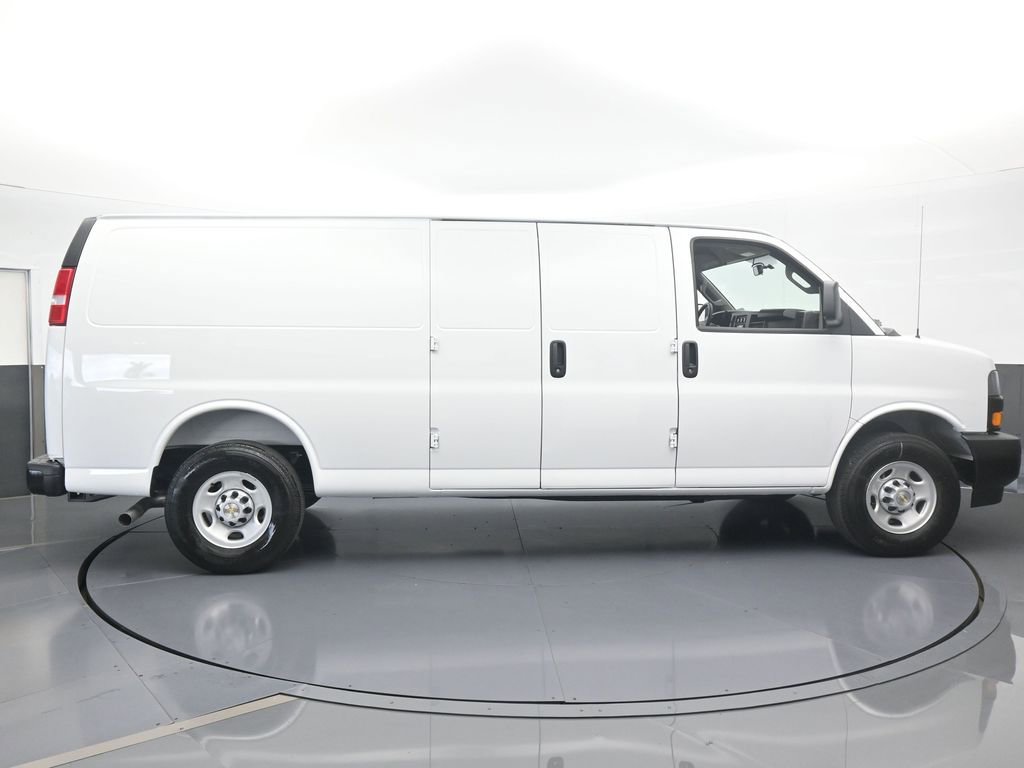 New 2025 Chevrolet Express 2500 Extended w/ Driver Convenience Package image 7